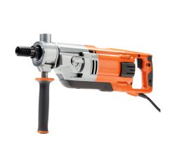 Jádrová vrtačka Husqvarna DM 220